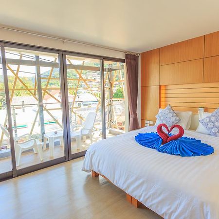 Room Actually Karon 객실 사진